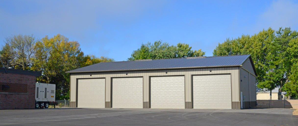 City of Waseca beige and burnished slate, 60x80x16 building
